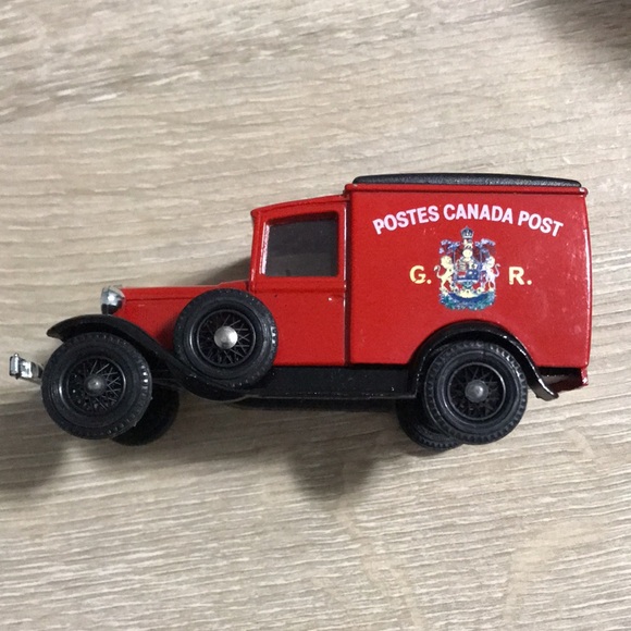 1981 Matchbox Ford Model A Canada Post Postes Canada Mail Delivery Truck Diecast - Picture 2 of 6